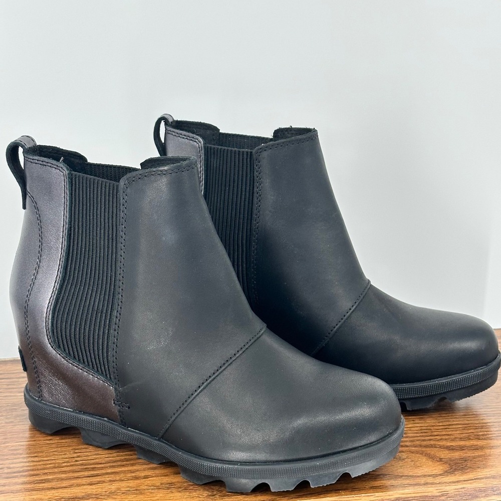 Sorel Arctic Wedge‎ II Chelsea Boots Black Pewter Metallic Leather Moto 9 NWOB